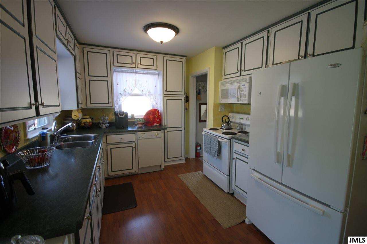 859 Woodworth Road Jackson, MI 49202 - Photo 18 of 32 Photo 18