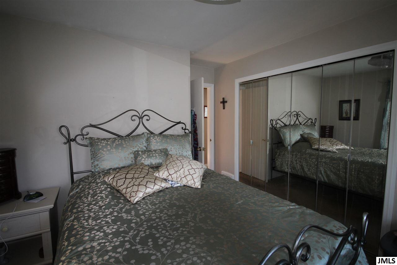 859 Woodworth Road Jackson, MI 49202 - Photo 22 of 32 Photo 22