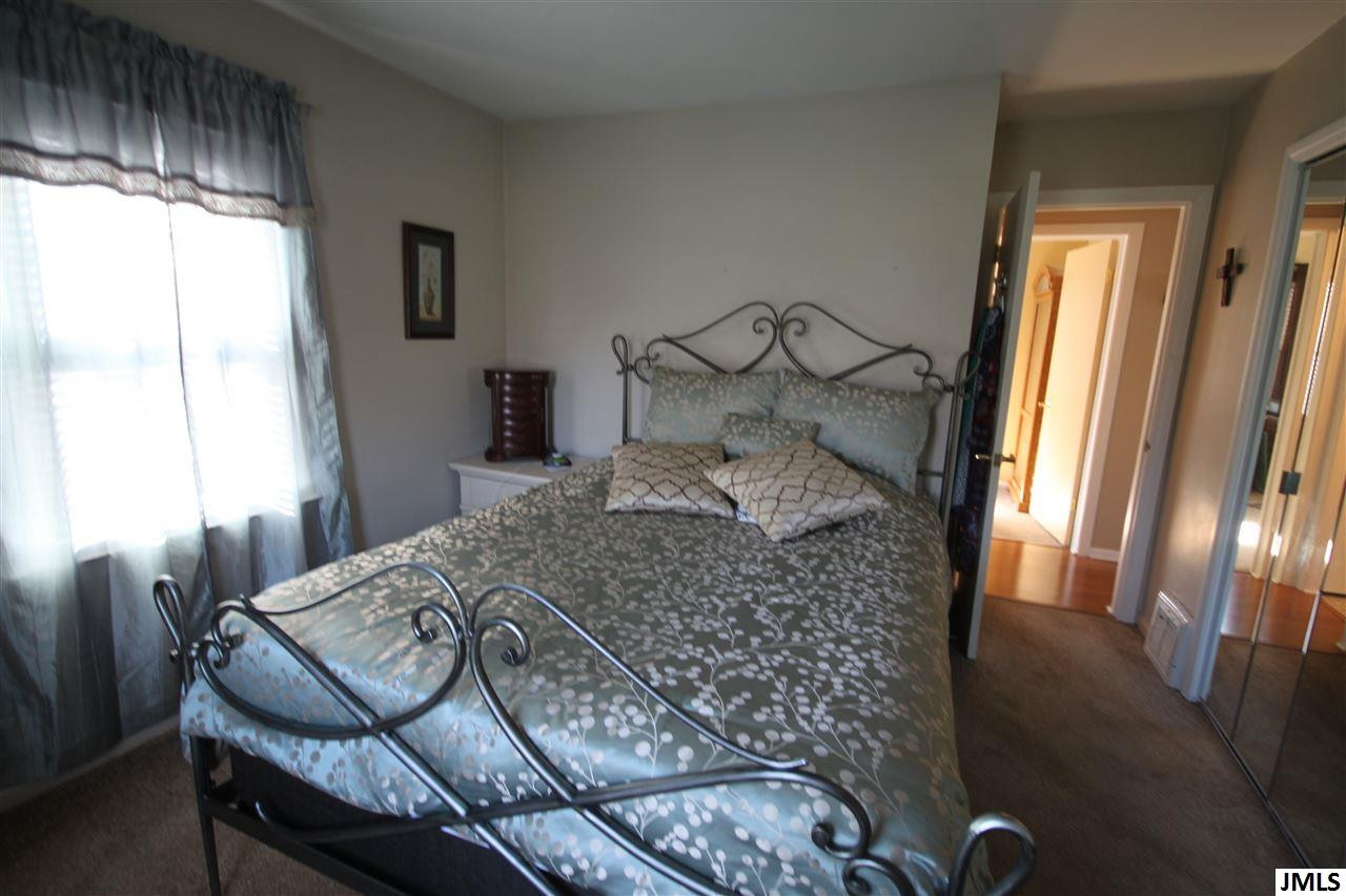 859 Woodworth Road Jackson, MI 49202 - Photo 23 of 32 Photo 23