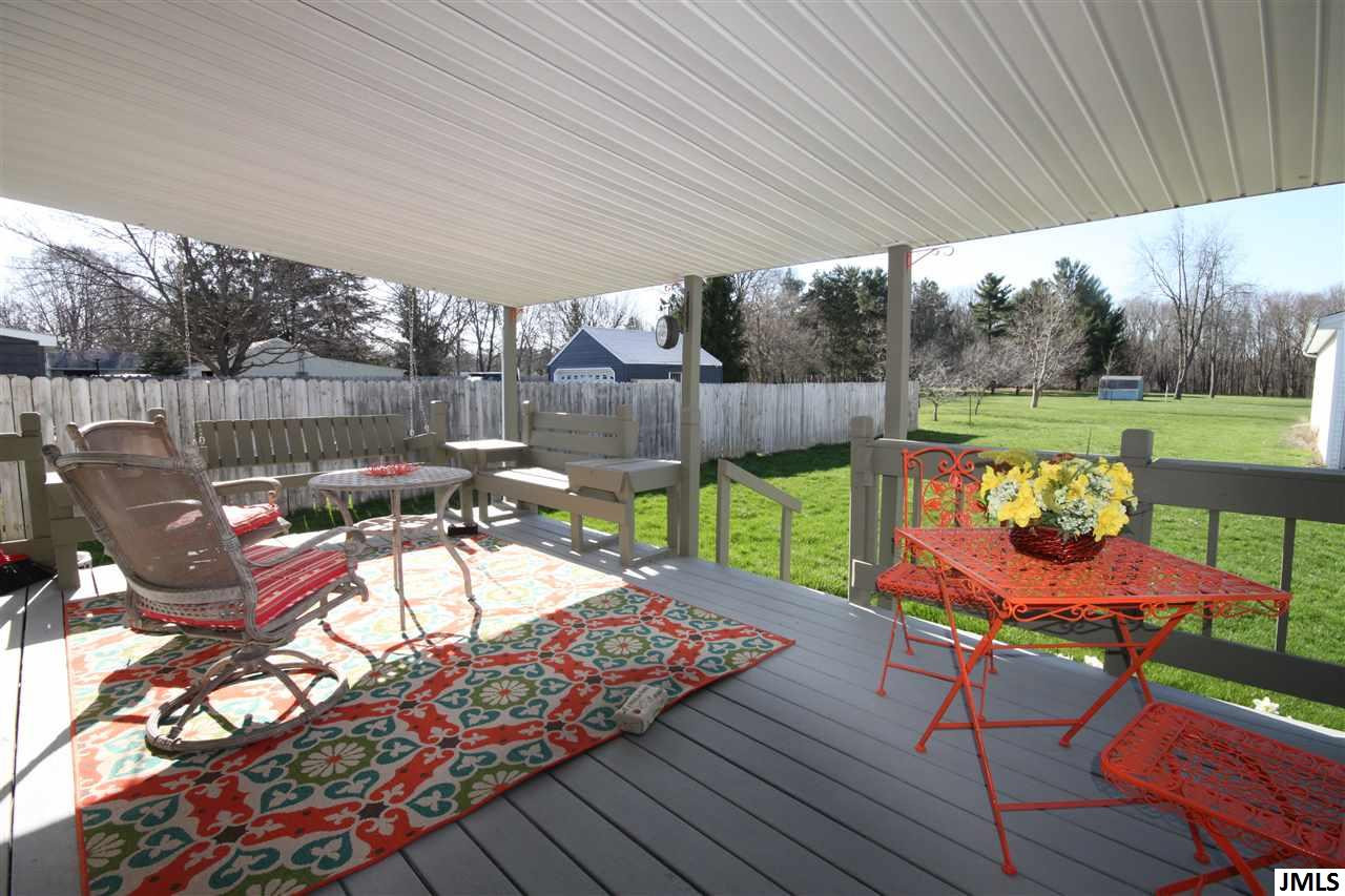 859 Woodworth Road Jackson, MI 49202 - Photo 3 of 32 Photo 3