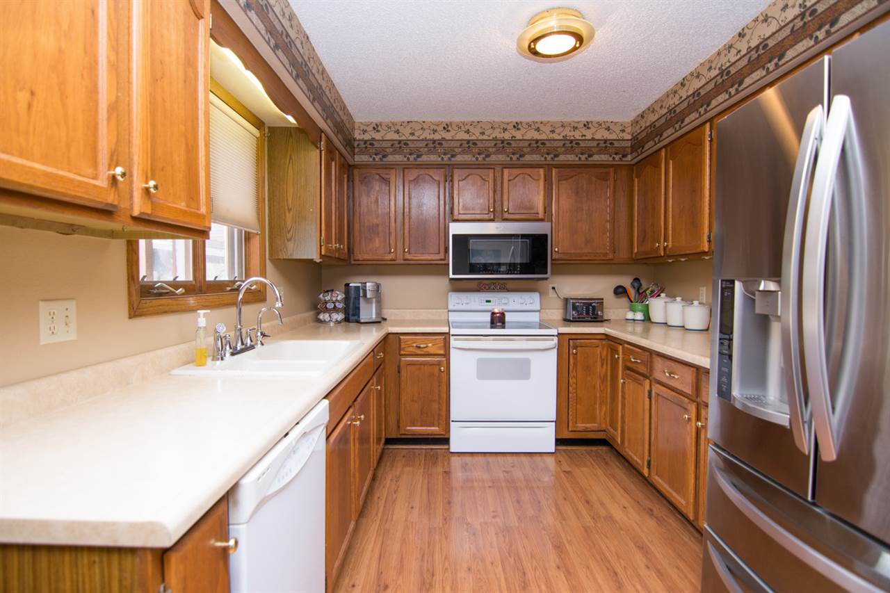 2749 Anchorage Road Northeast Solon, IA 52333 - Photo 10 of 31 Gallery Image 10
