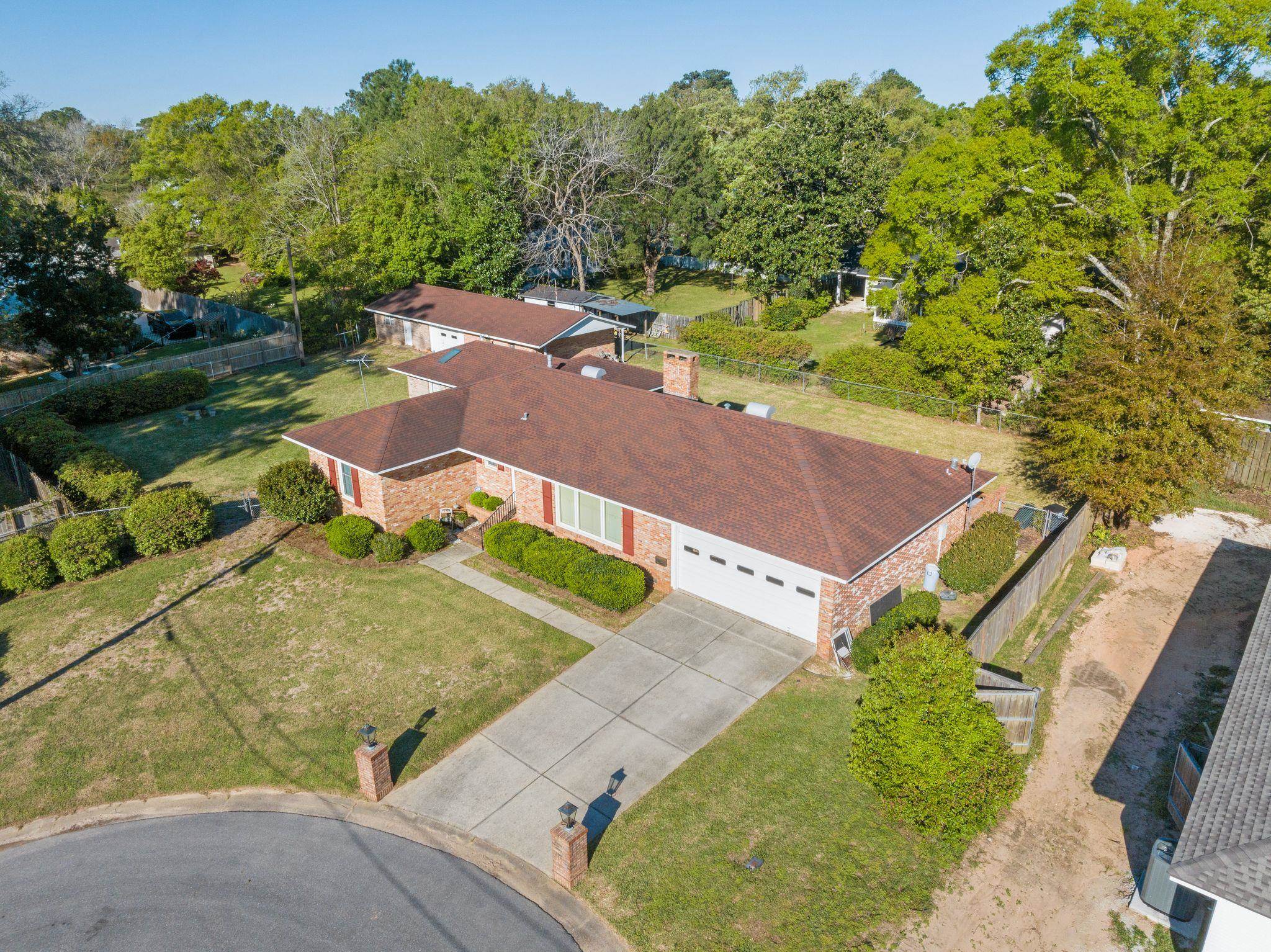 376 Ridgewood Circle Fairhope, AL 36532 - Photo 4 of 31