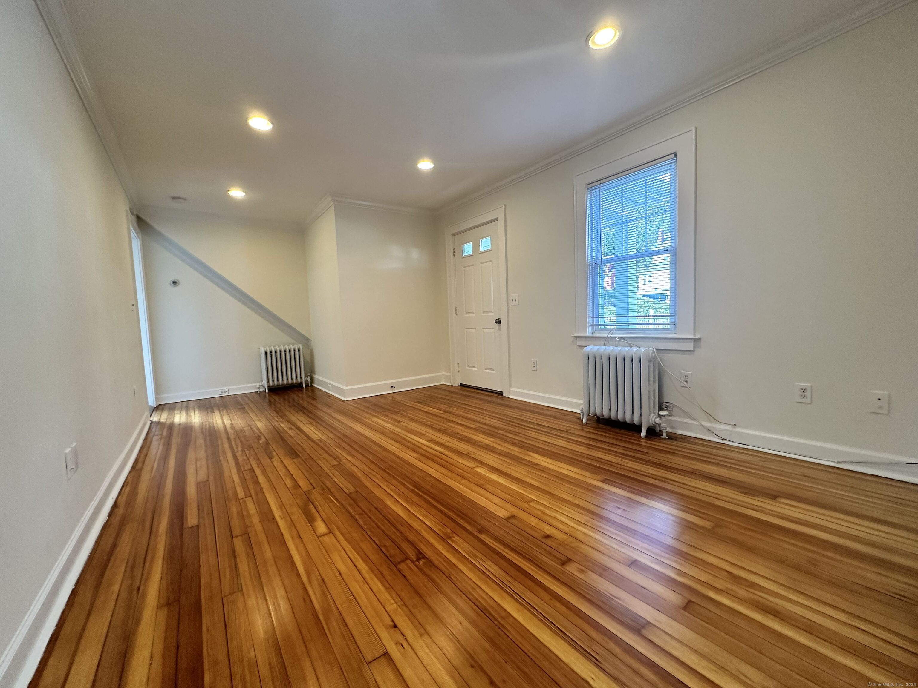 18 Cold Spring Road, Unit 1 Stamford, CT 06905 - Photo 4 of 15