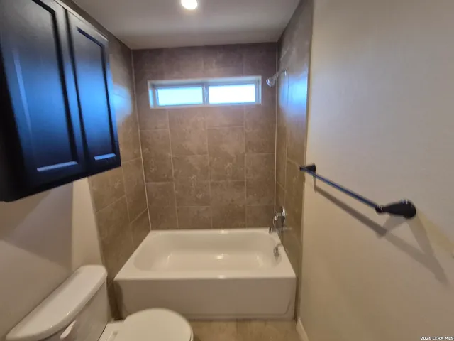 $1,395 | 6502 Marcel Way, Unit 102, San Antonio, TX 78233