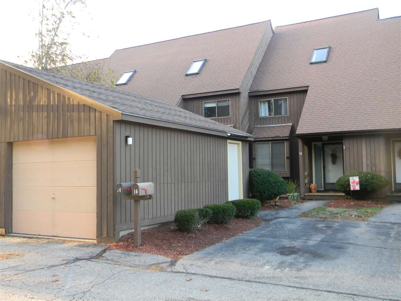 14 Spring Cove Road, Unit 14 Nashua, NH 03062 - Photo 2 of 31