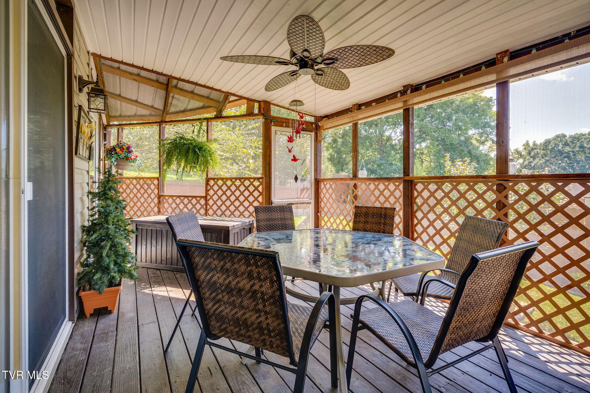 4107 Glaze Road Johnson City, TN 37601 - Photo 25 of 47 024