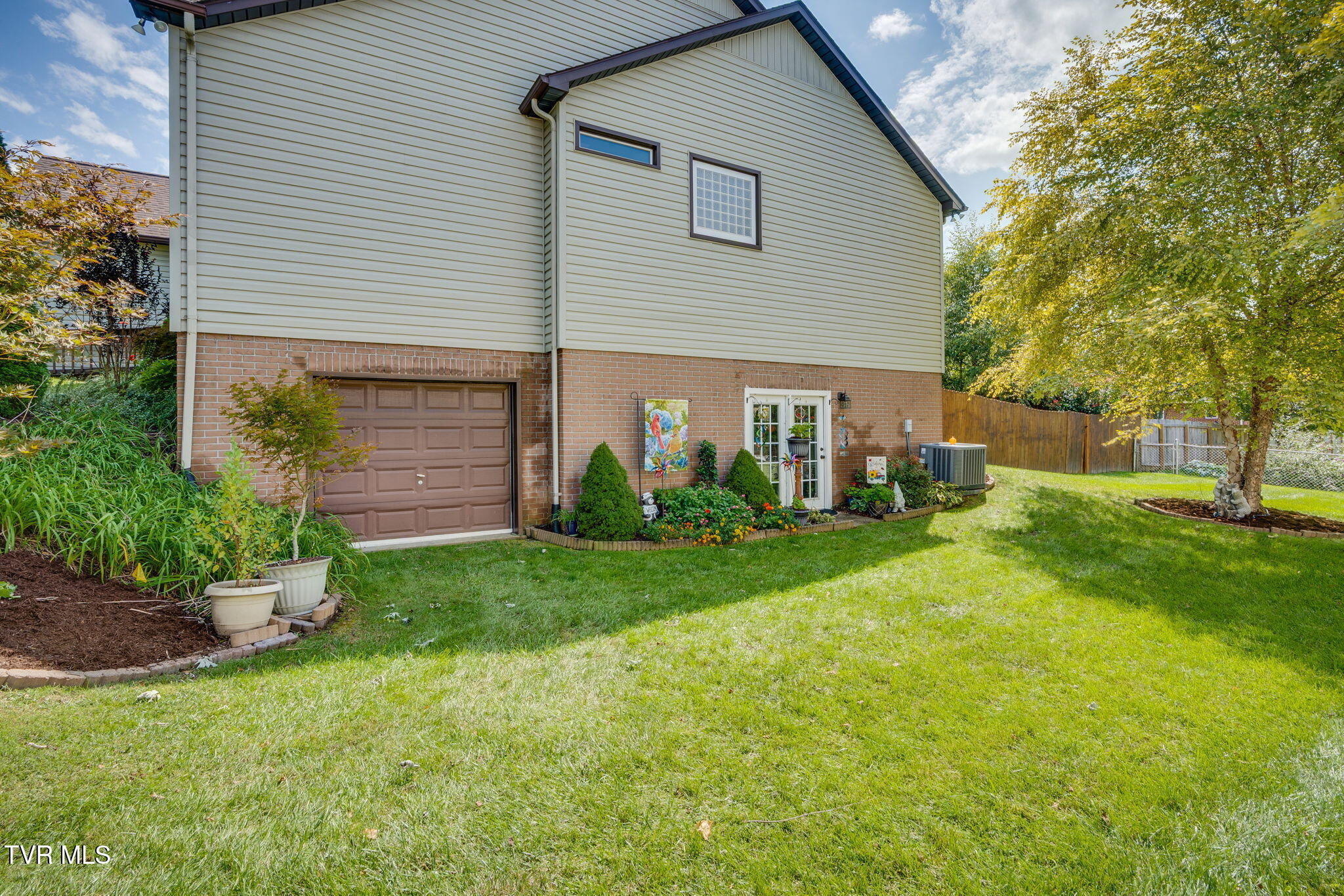 4107 Glaze Road Johnson City, TN 37601 - Photo 38 of 47 037