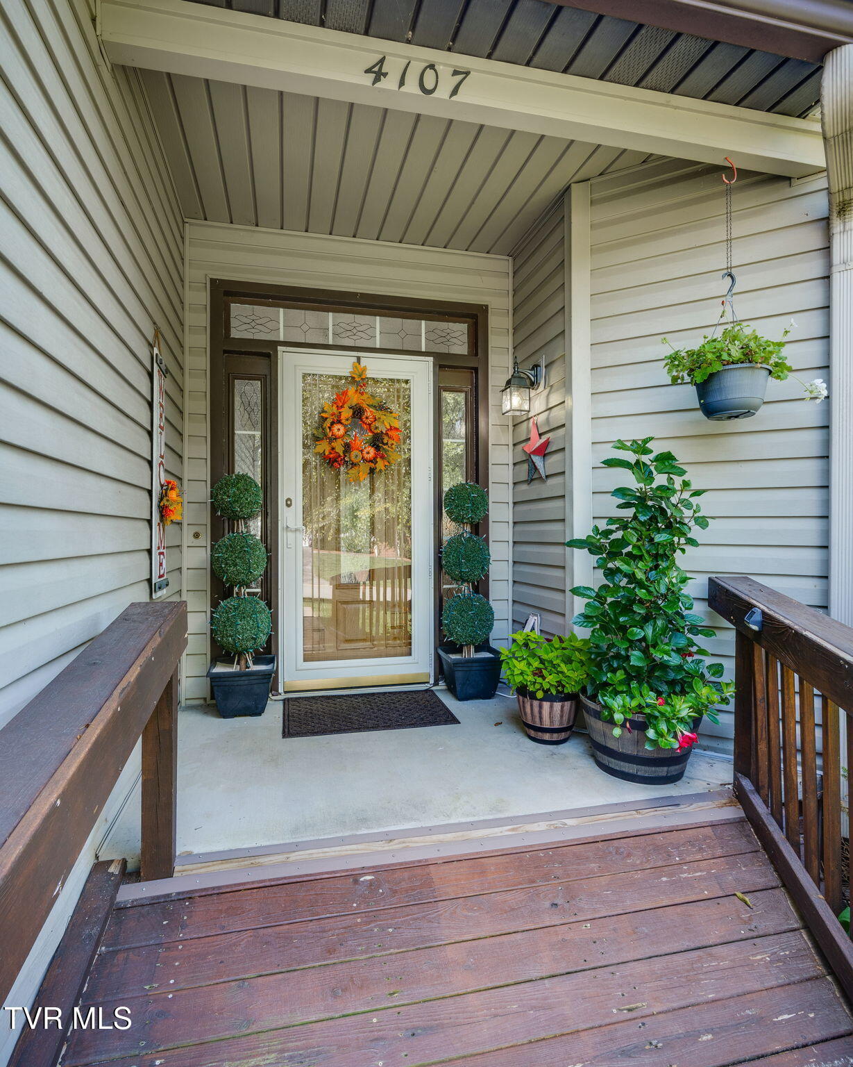 4107 Glaze Road Johnson City, TN 37601 - Photo 4 of 47 003