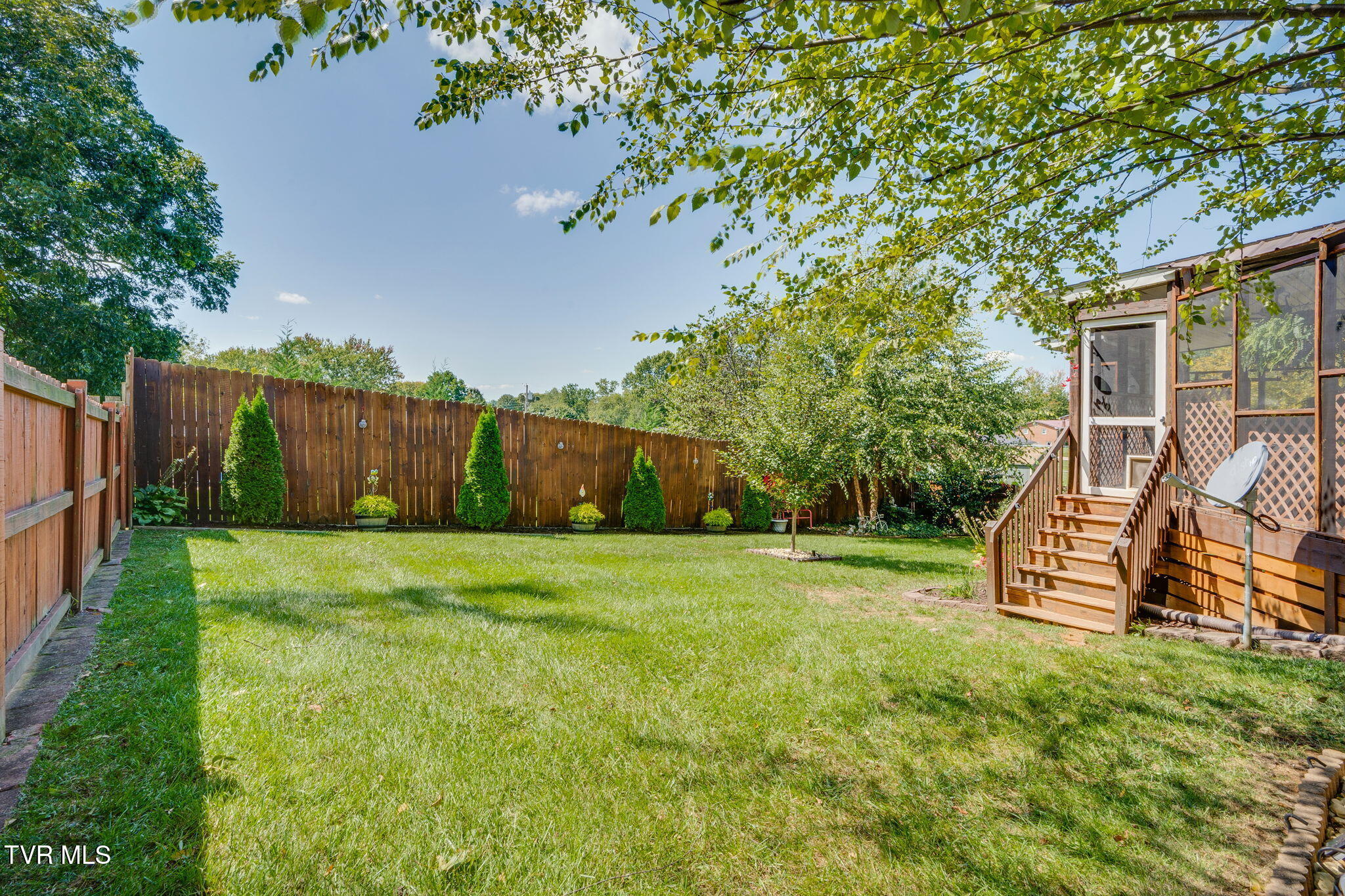 4107 Glaze Road Johnson City, TN 37601 - Photo 41 of 47 040