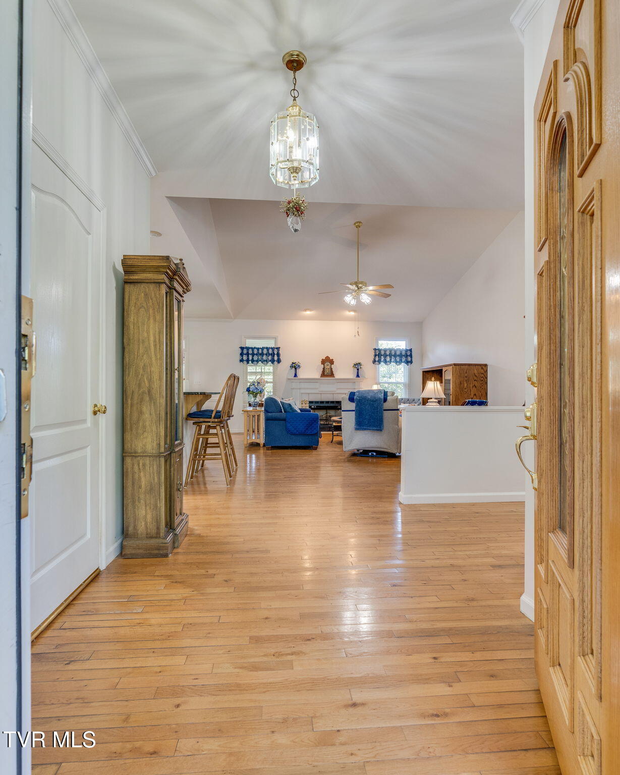 4107 Glaze Road Johnson City, TN 37601 - Photo 5 of 47 004