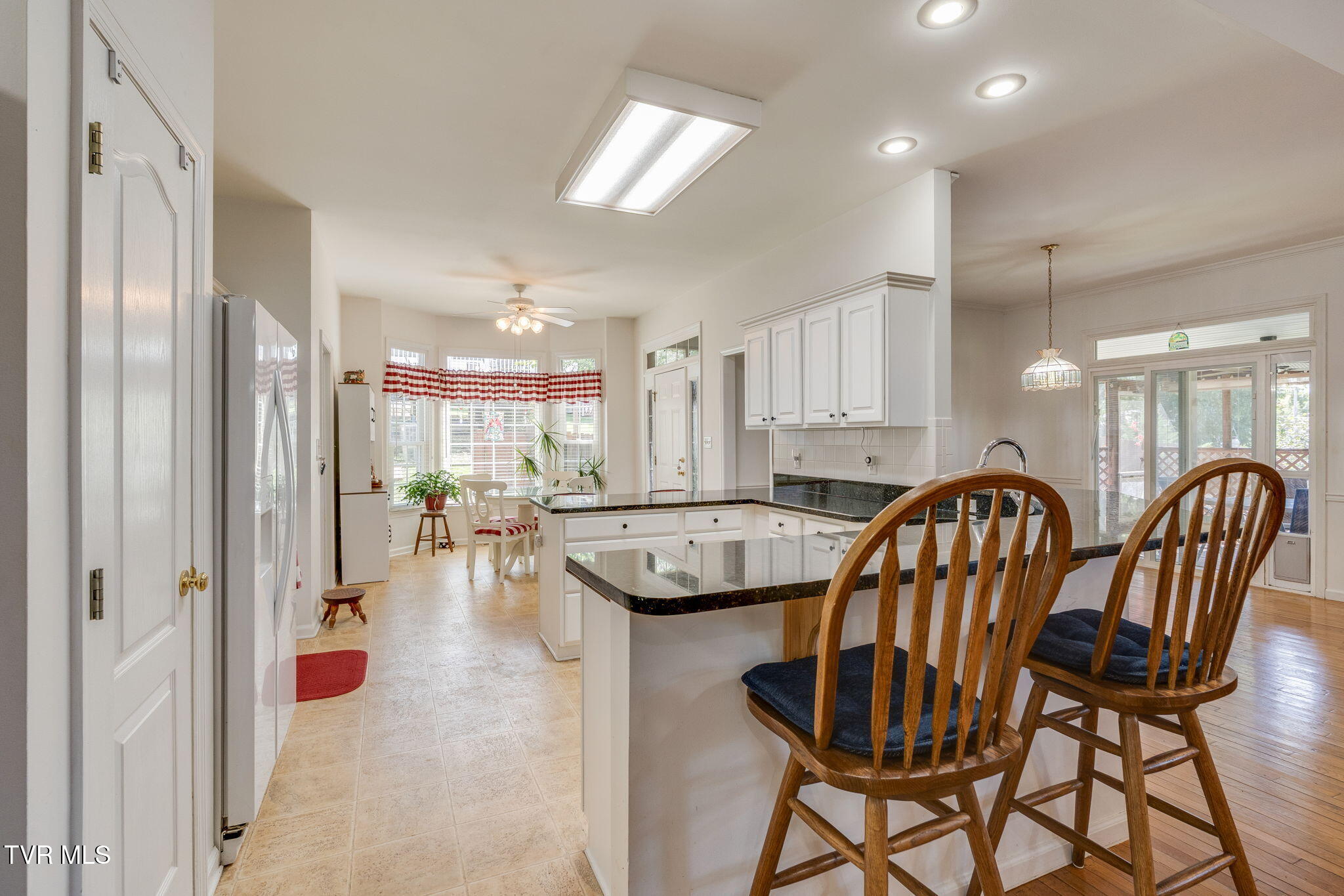 4107 Glaze Road Johnson City, TN 37601 - Photo 10 of 47 010