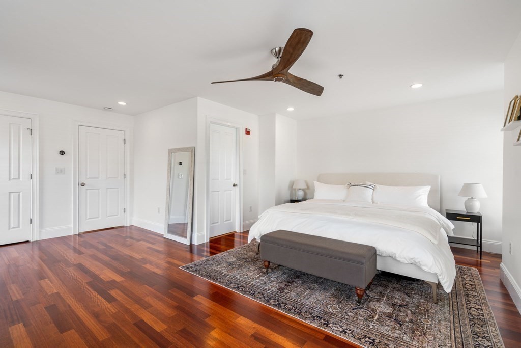 17 Roseclair Street, Unit 4 Boston, MA 02125 - Photo 16 of 38 Gallery Image 16