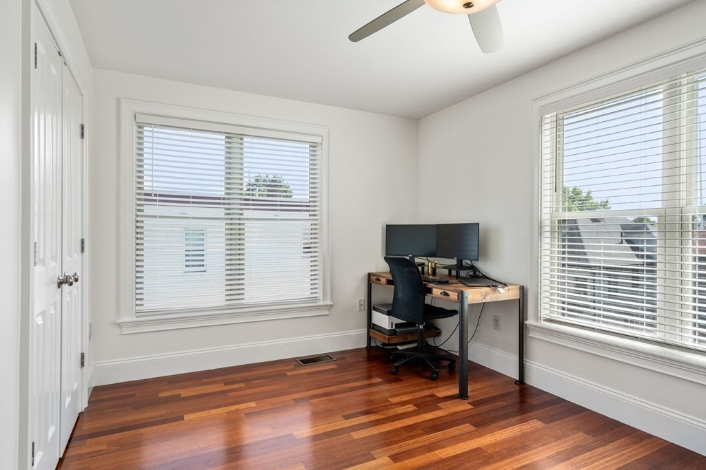 17 Roseclair Street, Unit 4 Boston, MA 02125 - Photo 24 of 38 Gallery Image 24