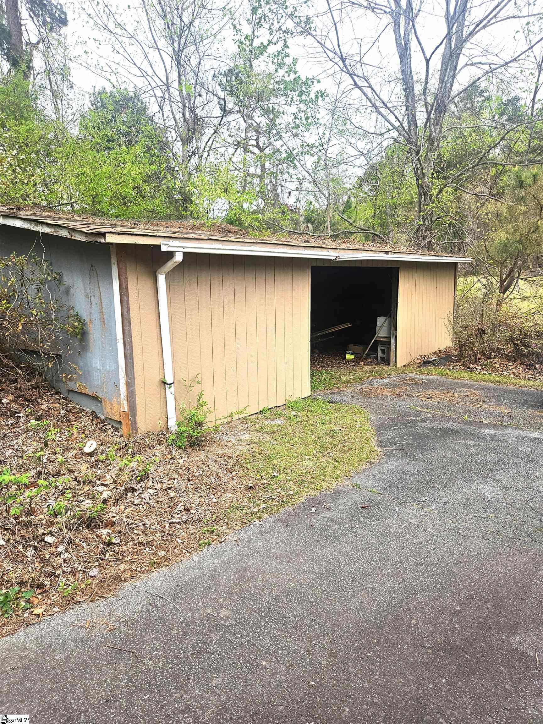213 Anthony Road Pickens, SC 29671 - Photo 28 of 33