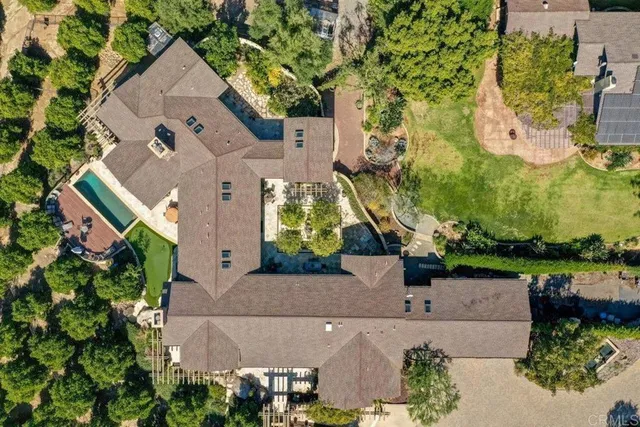 a view of a house with swimming pool