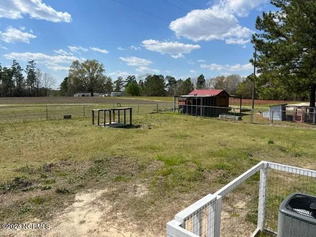 $1,450 | 4188 Lobelia Road, Vass, NC 28394