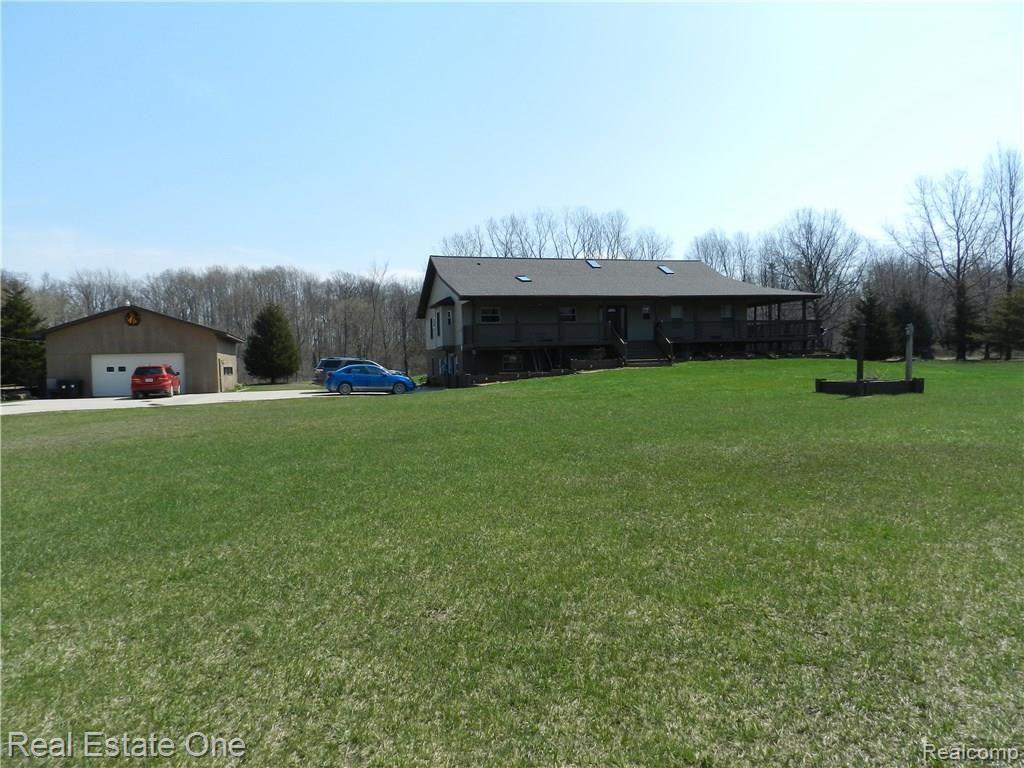 6910 Crandall Road Howell, MI 48855 - Photo 3 of 30 DSCN1896.JPG