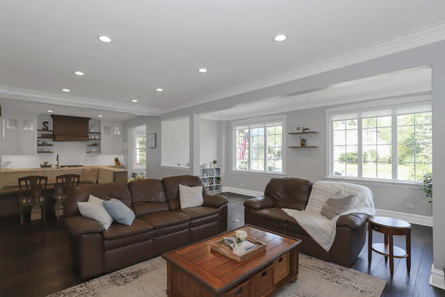 604 Courtland Avenue Park Ridge, IL 60068 - Photo 15 of 56