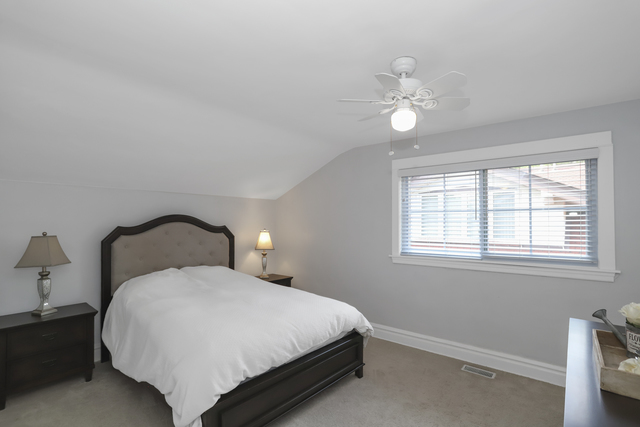 604 Courtland Avenue Park Ridge, IL 60068 - Photo 29 of 56