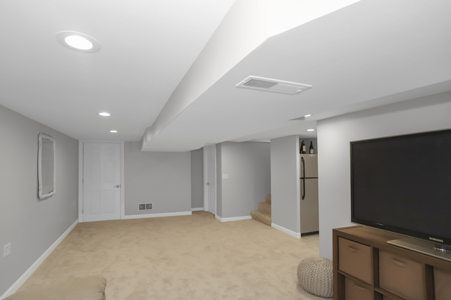 604 Courtland Avenue Park Ridge, IL 60068 - Photo 41 of 56