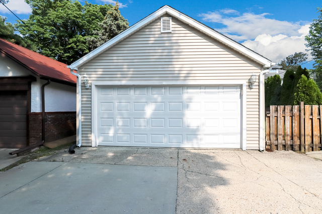 604 Courtland Avenue Park Ridge, IL 60068 - Photo 51 of 56