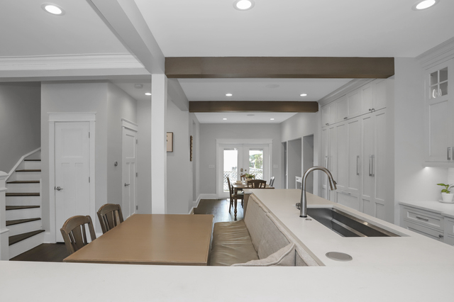 604 Courtland Avenue Park Ridge, IL 60068 - Photo 7 of 56