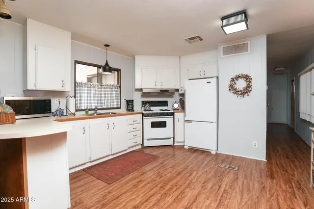 $72,250 | 210 Lampliter Village, Clarkdale, AZ 86324