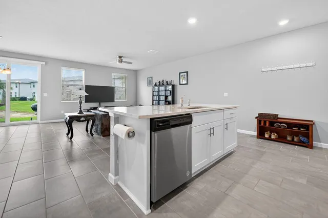 $465,000 | 5709 Mentmore Drive, West Palm Beach, FL 33407