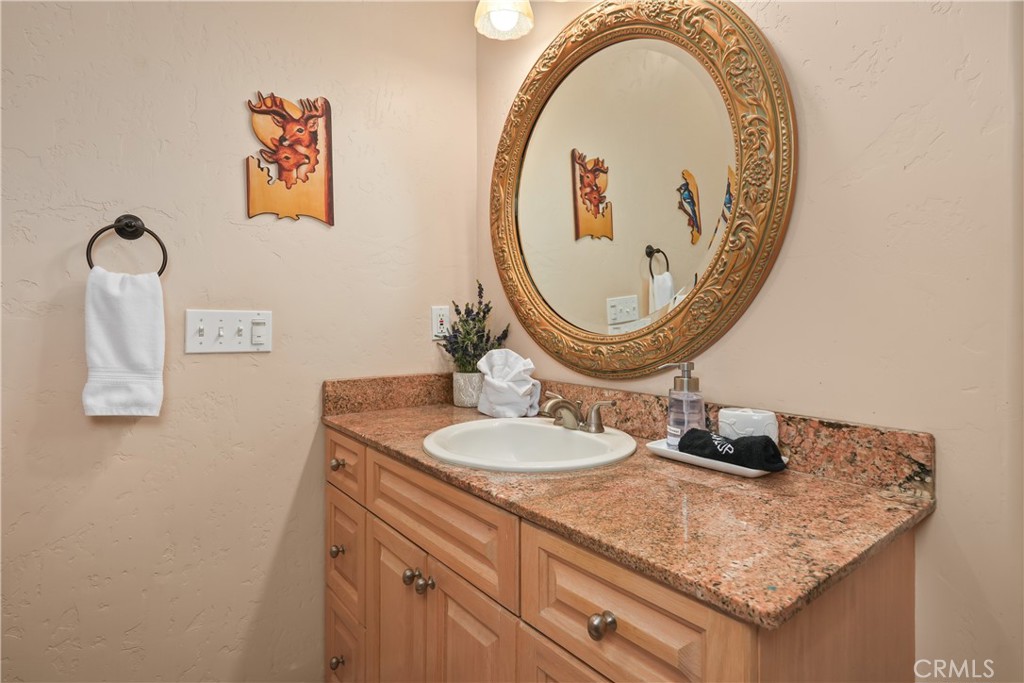 39367 Pine Ridge Road Oakhurst, CA 93644 - Photo 25 of 45