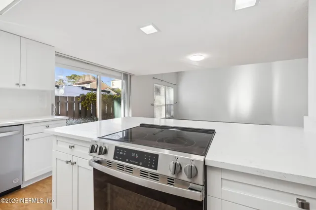 $200,950 | 5400 La Moya Avenue, Unit 24, Jacksonville, FL 32210