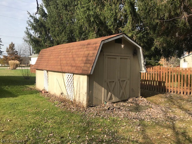 8605 Avon Belden Road North Ridgeville, OH 44039 - Photo 4 of 26