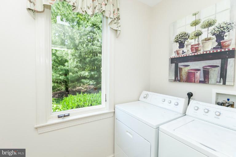 13304 Beaver Dam Road Cockeysville, MD 21030 - Photo 15 of 24 Laundry in Master Suite