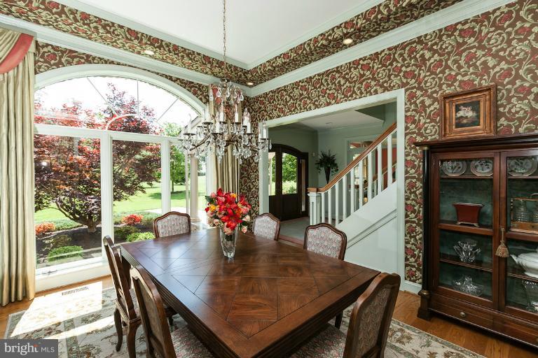 13304 Beaver Dam Road Cockeysville, MD 21030 - Photo 7 of 24 Dining Room