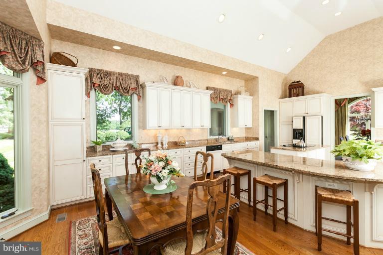 13304 Beaver Dam Road Cockeysville, MD 21030 - Photo 9 of 24 Kitchen