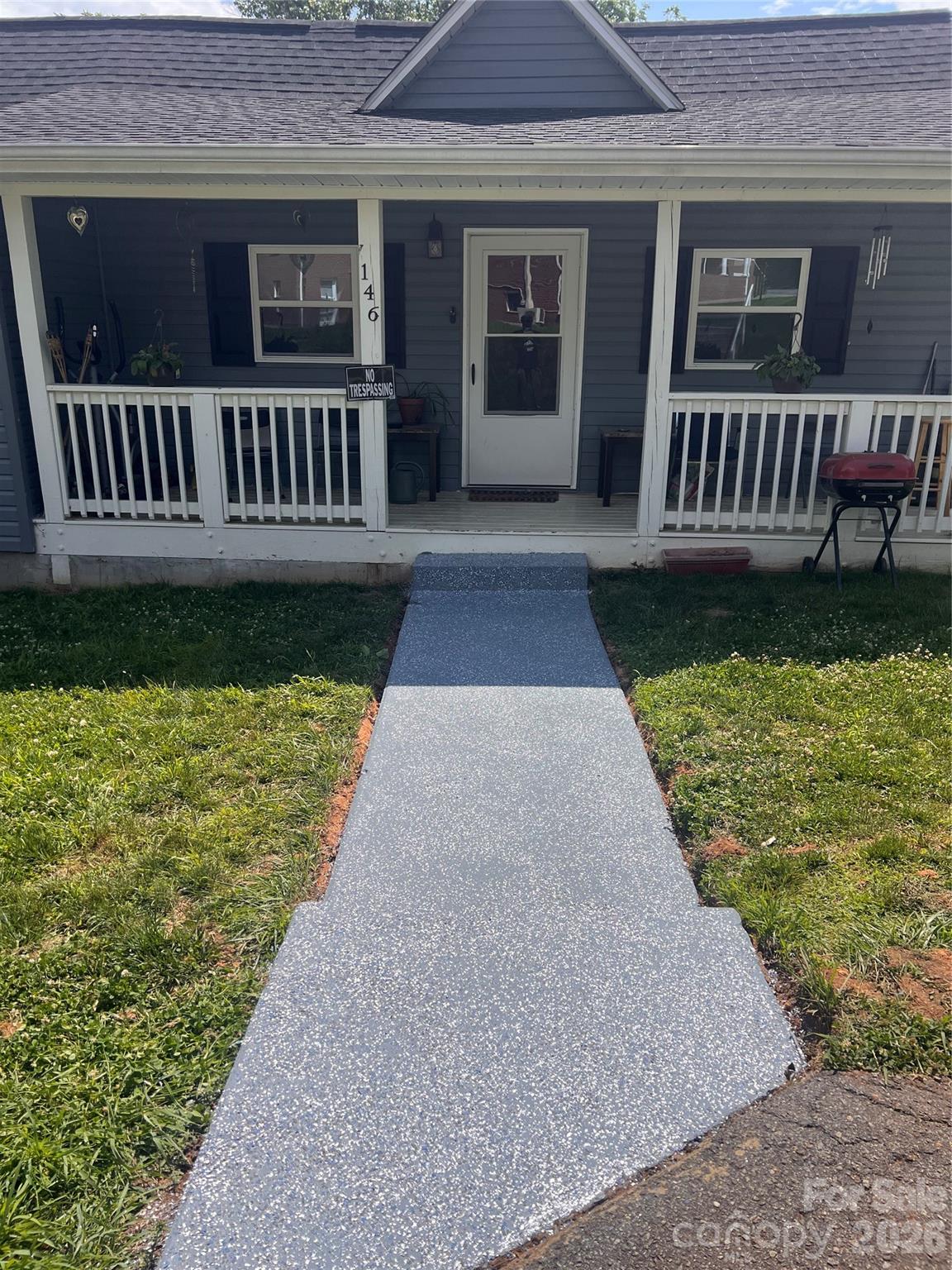 146 Underwood Road Canton, NC 28716 - Photo 2 of 14