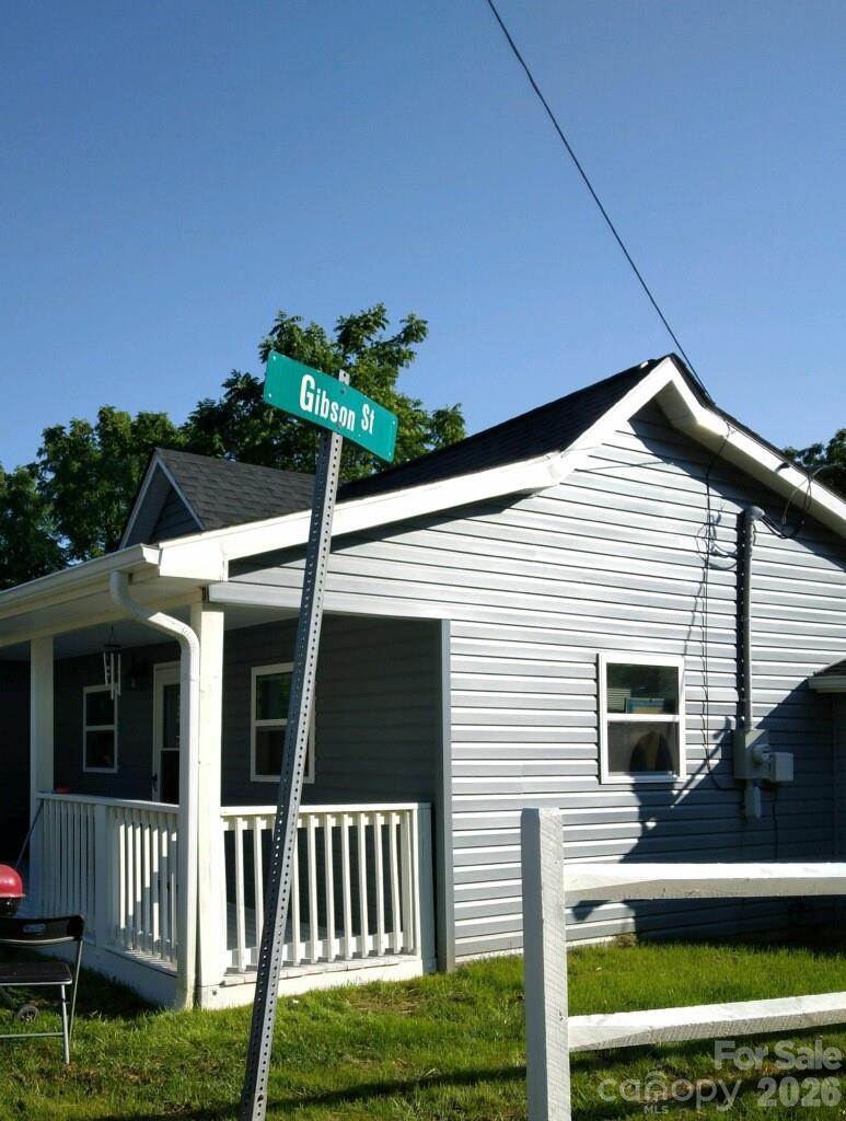146 Underwood Road Canton, NC 28716 - Photo 5 of 14