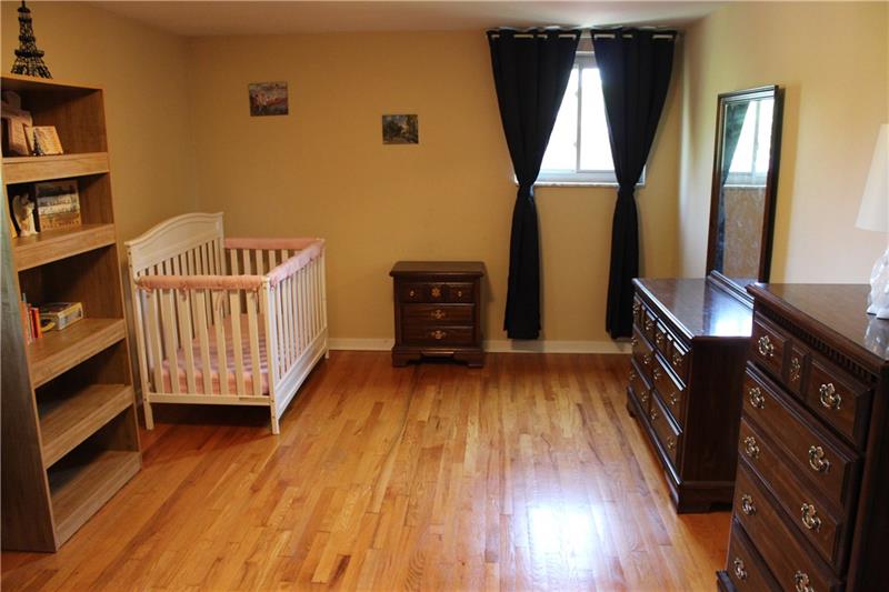 341 Orchard Spring Road Pittsburgh, PA 15220 - Photo 13 of 14 2nd bedroom 16 x 13