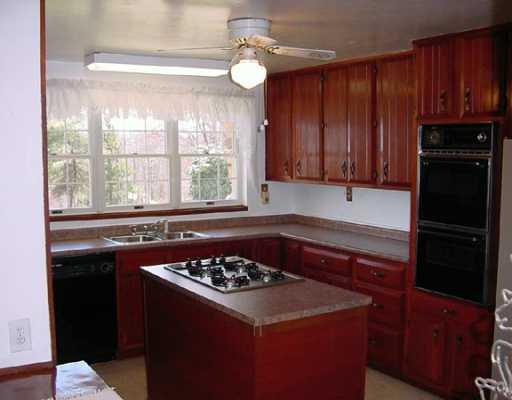 2044 Valley View Drive Apollo, PA 15613 - Photo 5 of 8 Gallery Image 5