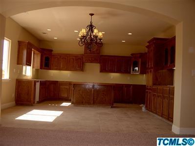 715 Davis Street Exeter, CA 93221 - Photo 4 of 4 Hallway