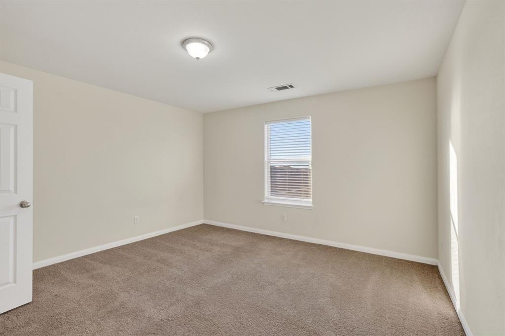 136 Eider Drive Sanger, TX 76266 - Photo 11 of 30