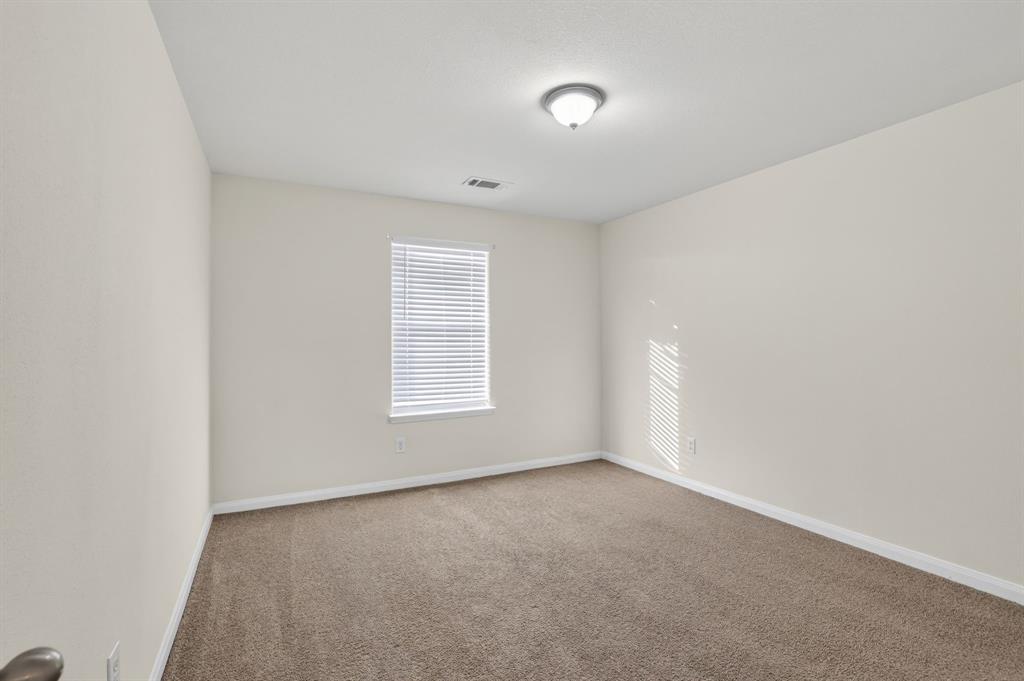 136 Eider Drive Sanger, TX 76266 - Photo 12 of 30