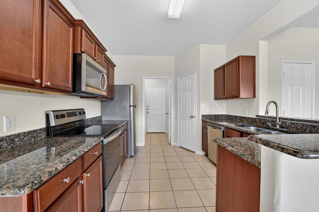 136 Eider Drive Sanger, TX 76266 - Photo 17 of 30