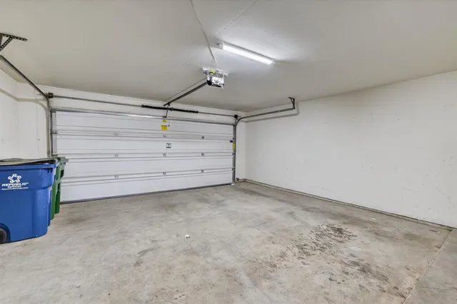 $299,900 | 136 Eider Drive, Sanger, TX 76266