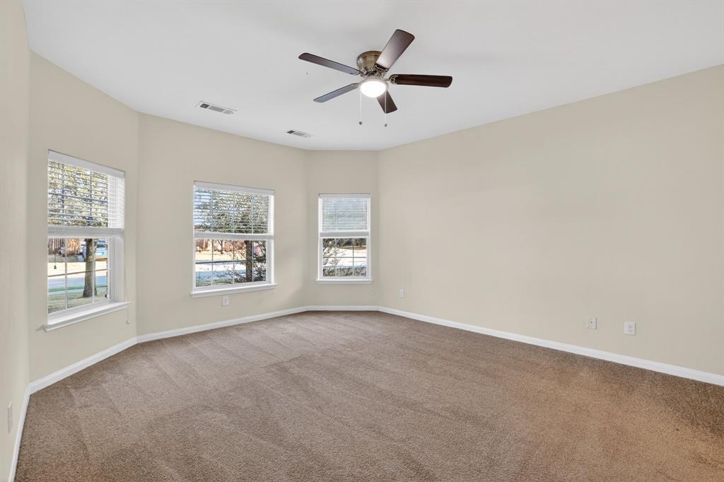 136 Eider Drive Sanger, TX 76266 - Photo 9 of 30