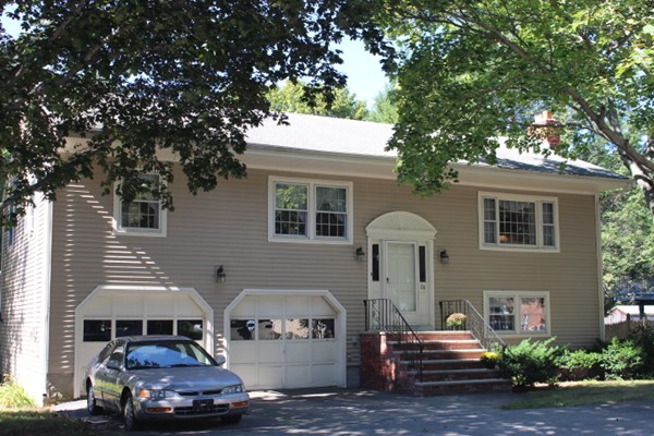 26 Riverside Drive Reading, MA 01867 - Photo 1 of 16 Gallery Image 1
