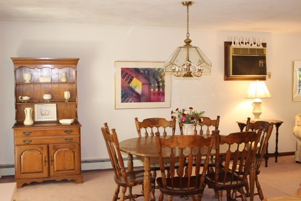26 Riverside Drive Reading, MA 01867 - Photo 4 of 16 Gallery Image 4
