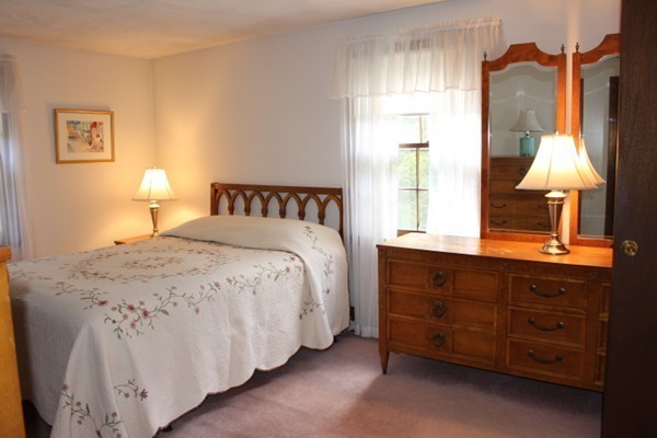 26 Riverside Drive Reading, MA 01867 - Photo 7 of 16 Gallery Image 7