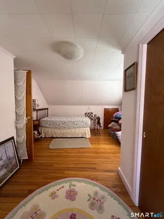 $274,900 | 9 Central Avenue, Winchester, CT 06098