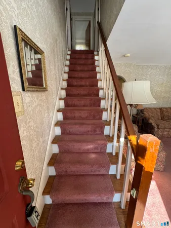 $274,900 | 9 Central Avenue, Winchester, CT 06098