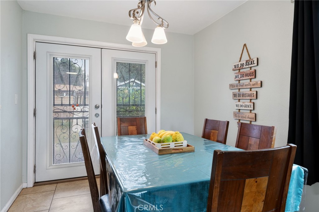 5711 Benecia Drive Riverside, CA 92504 - Photo 4 of 23